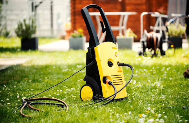 Best Pool Deck Cleaning  in Alto, TX
